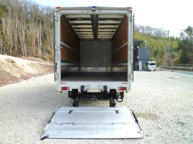 Hino DUTRO 2022-10 3292659-23