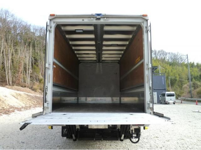 Hino DUTRO 2022-10 3292659-25