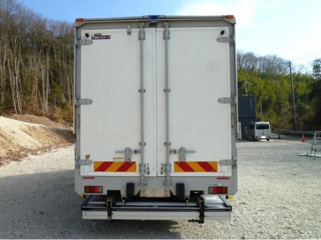 Hino DUTRO 2022-10 3292659-4