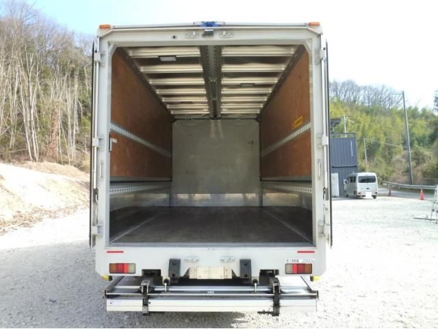 Hino DUTRO 2022-10 3292659-8