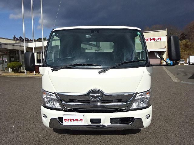 Hino DUTRO 2025-06 3356729-1