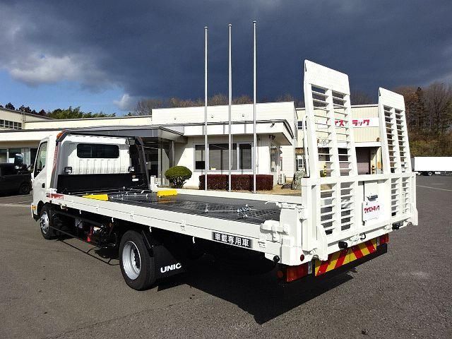 Hino DUTRO 2025-06 3356729-5