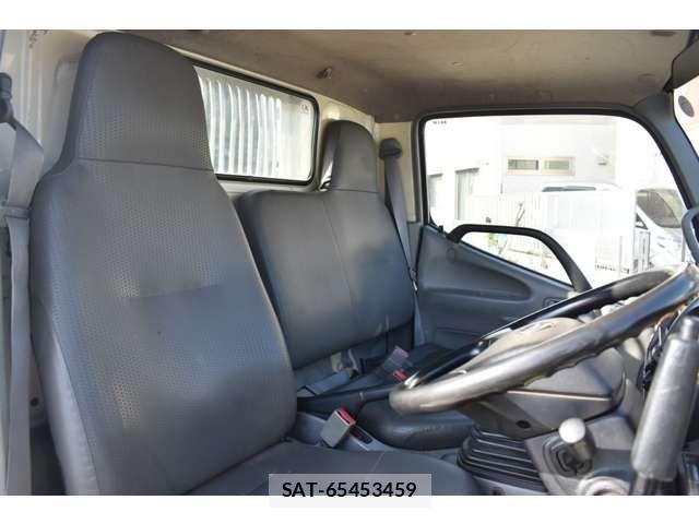Hino DUTRO 2013-11 3414029-9