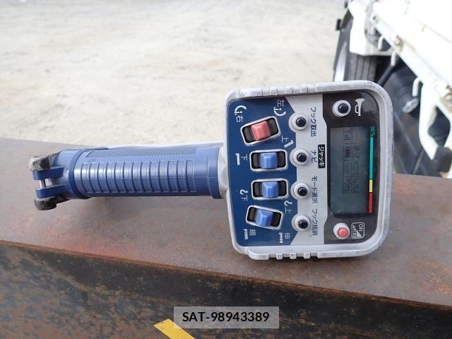 Hino DUTRO 2013-12 3420882-11