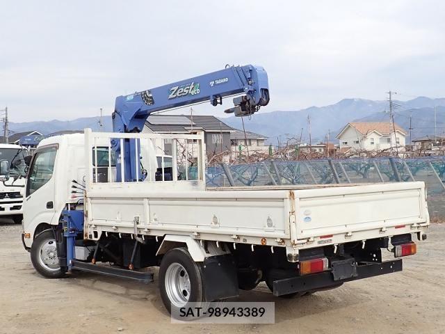 Hino DUTRO 2013-12 3420882-3