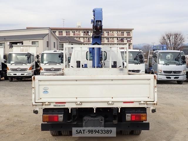 Hino DUTRO 2013-12 3420882-5