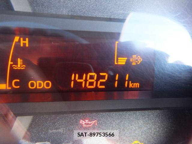 Hino DUTRO 2017-05 3667718-18