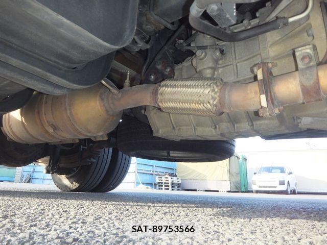 Hino DUTRO 2017-05 3667718-23