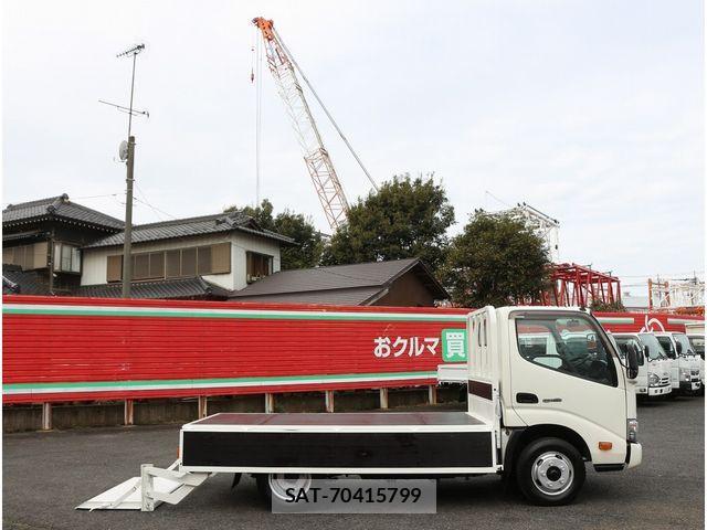 Hino DUTRO 2017-05 3667700-15