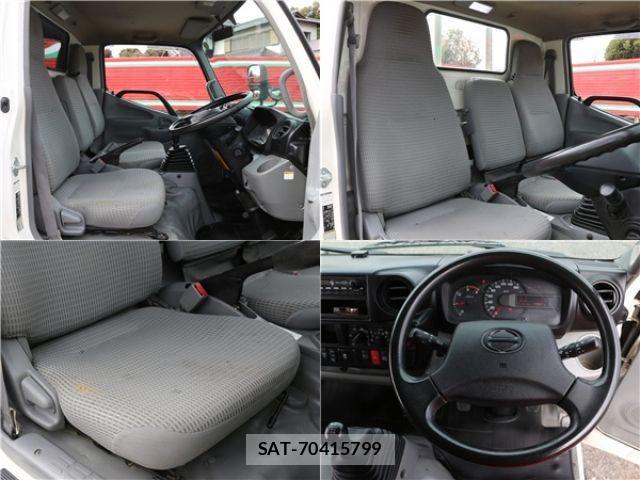 Hino DUTRO 2017-05 3667700-22