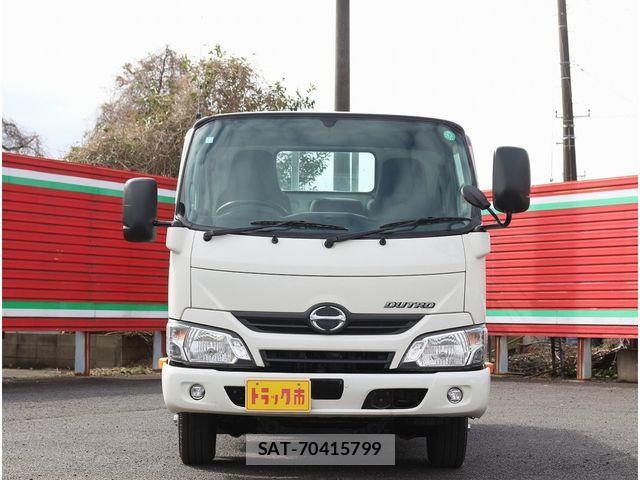 Hino DUTRO 2017-05 3667700-3