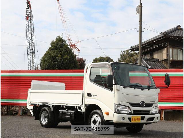 Hino DUTRO 2017-05 3667700-4