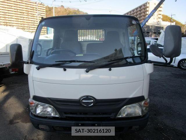 Hino DUTRO 2012-10 3667689-1