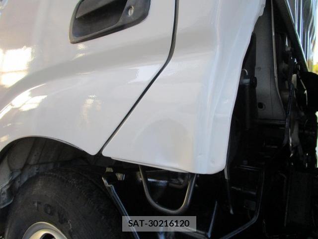 Hino DUTRO 2012-10 3667689-25