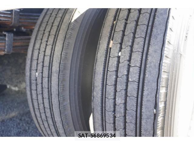 Hino DUTRO 2014-02 3667639-10