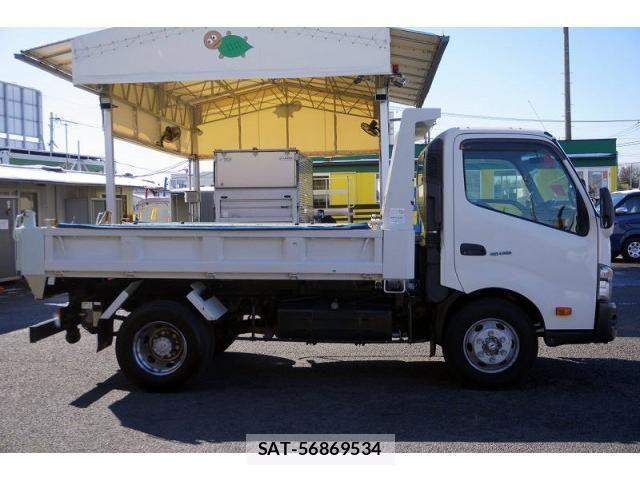 Hino DUTRO 2014-02 3667639-4