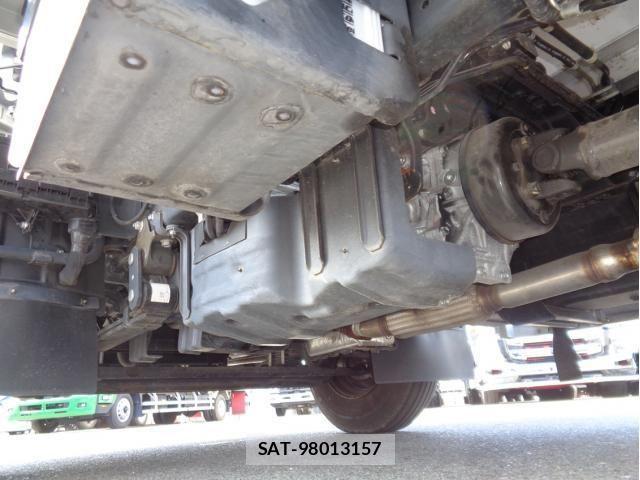 Hino DUTRO 2021-02 3667626-15