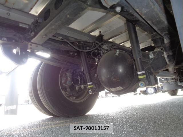Hino DUTRO 2021-02 3667626-16