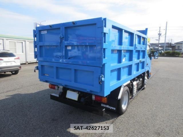 Hino DUTRO 2024-01 3714040-3