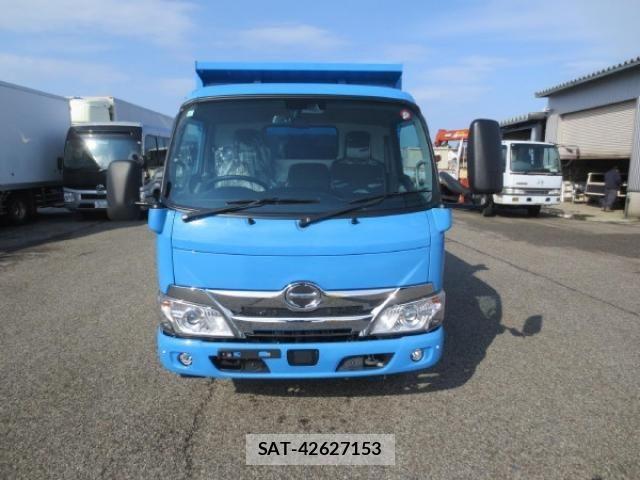 Hino DUTRO 2024-01 3714040-5