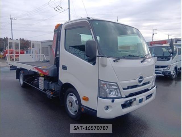 Hino DUTRO 2023-09 3714036-1