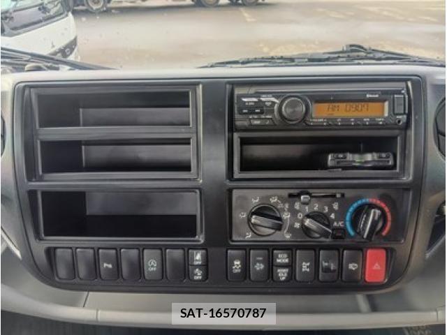 Hino DUTRO 2023-09 3714036-23