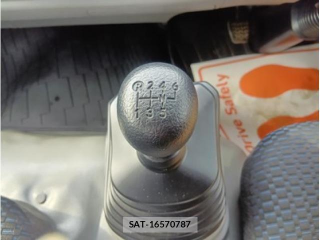 Hino DUTRO 2023-09 3714036-24