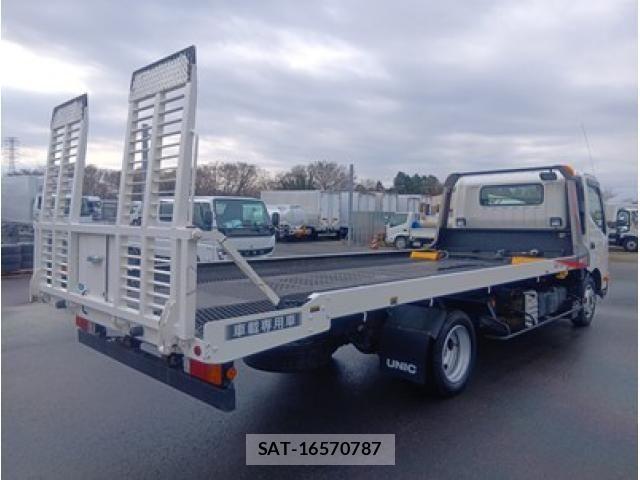 Hino DUTRO 2023-09 3714036-2