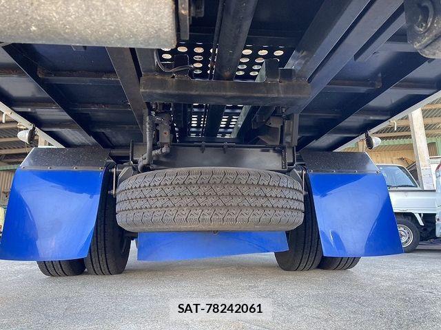 Hino DUTRO 2014-01 3767947-20
