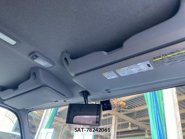 Hino DUTRO 2014-01 3767947-27