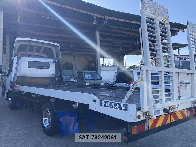 Hino DUTRO 2014-01 3767947-2