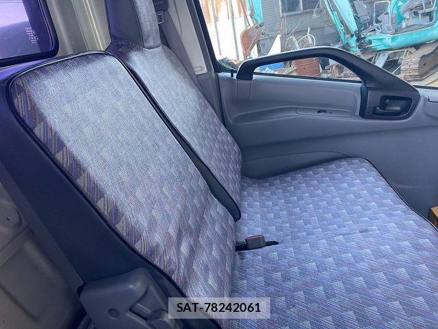 Hino DUTRO 2014-01 3767947-29