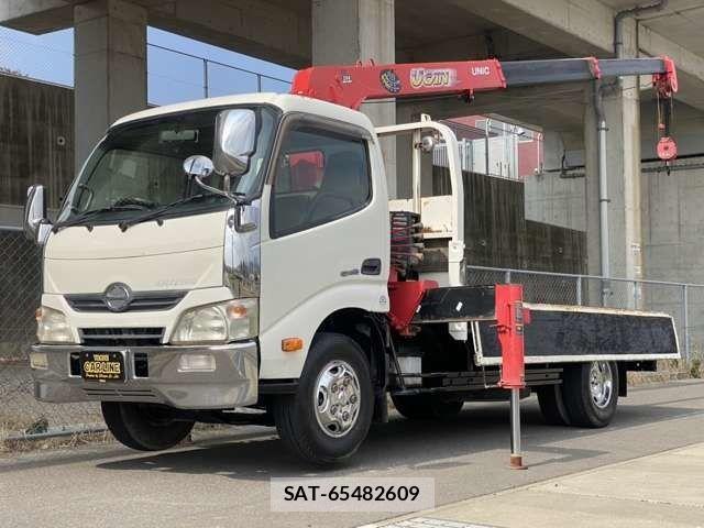 Hino DUTRO 2012-06 3905167-2