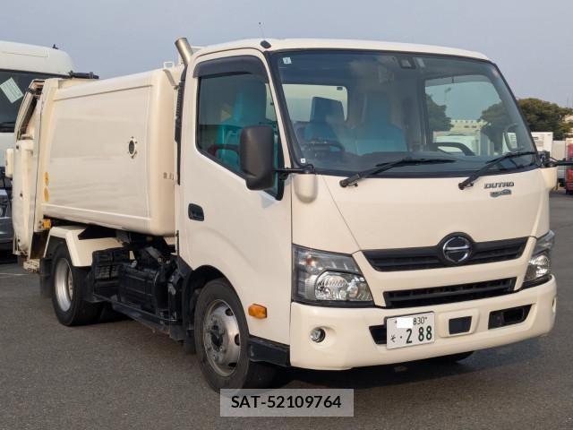Hino DUTRO 2019-02 3905160-1