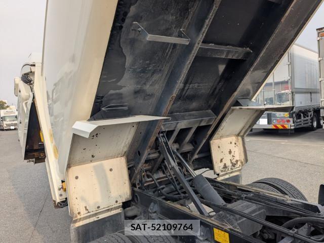 Hino DUTRO 2019-02 3905160-20