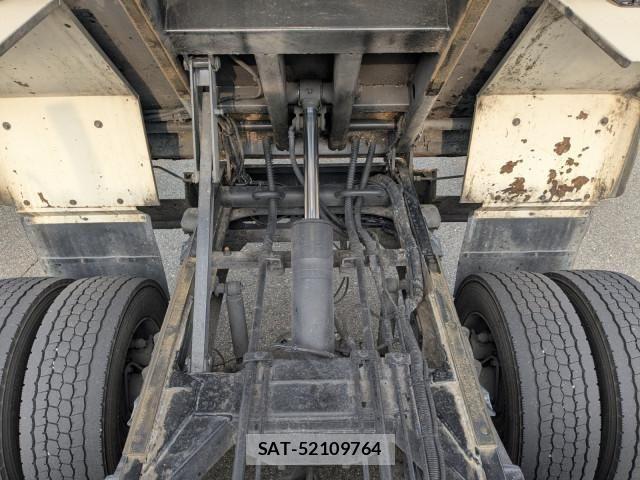 Hino DUTRO 2019-02 3905160-21