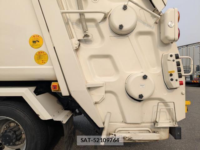 Hino DUTRO 2019-02 3905160-26