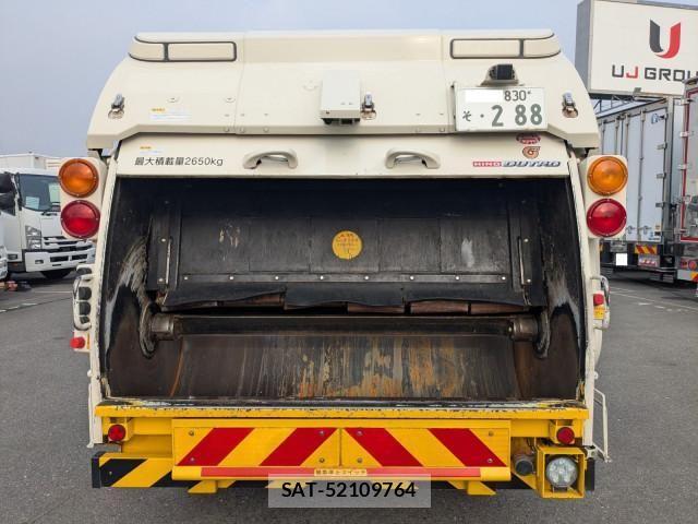 Hino DUTRO 2019-02 3905160-7
