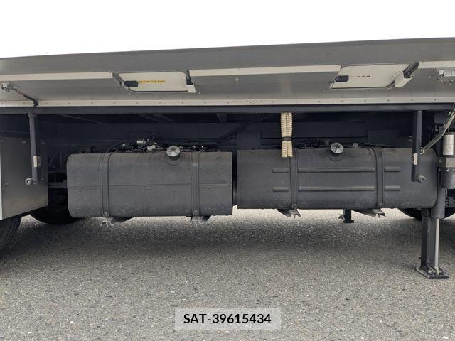 Hino DUTRO 2018-10 3905164-20