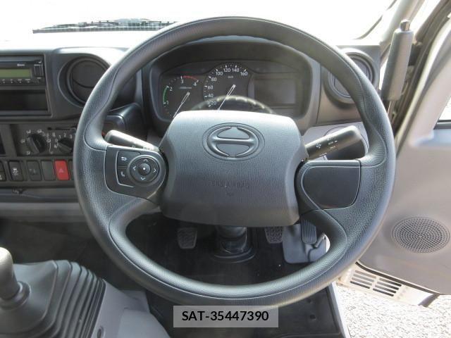 Hino DUTRO 2024-07 3905137-9