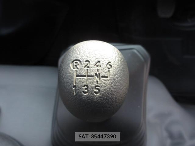 Hino DUTRO 2024-07 3905137-11
