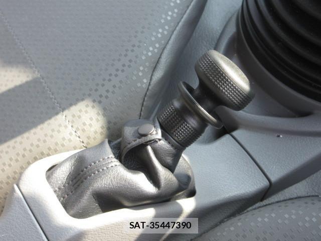 Hino DUTRO 2024-07 3905137-12