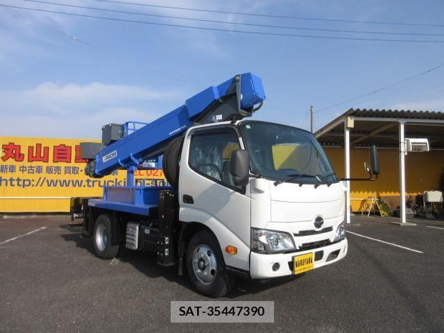 Hino DUTRO 2024-07 3905137-1