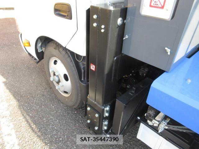 Hino DUTRO 2024-07 3905137-23