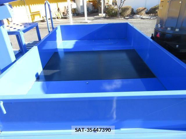 Hino DUTRO 2024-07 3905137-26