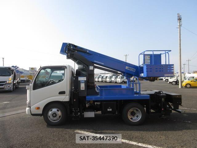 Hino DUTRO 2024-07 3905137-4