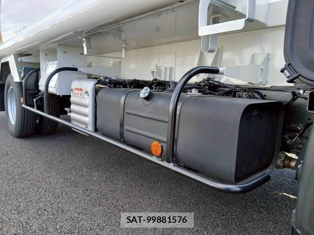 Hino DUTRO 2025-07 4041323-16