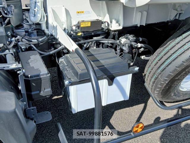 Hino DUTRO 2025-07 4041323-19