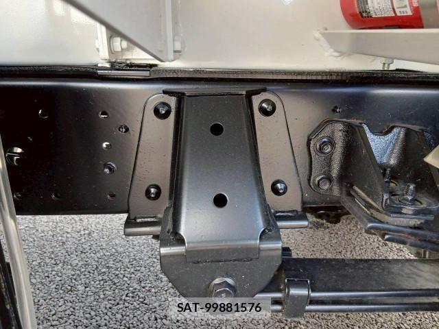 Hino DUTRO 2025-07 4041323-21