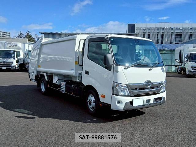 Hino DUTRO 2025-07 4041323-2